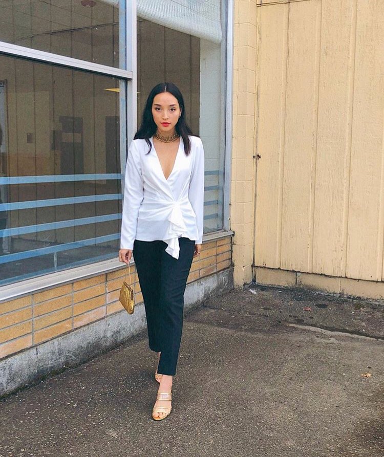 TechGalogic's tweet image. Meet TechGal: @itshamy
_______________________
Here&apos;s her story!
_______________________
She is a Web developer. What inspired her to become a web developer was... READ MORE ON @TechGalogic INSTAGRAM! #webdeveloper #WomenInTech #WomenInSTEM #womenempowerment #stemgirl