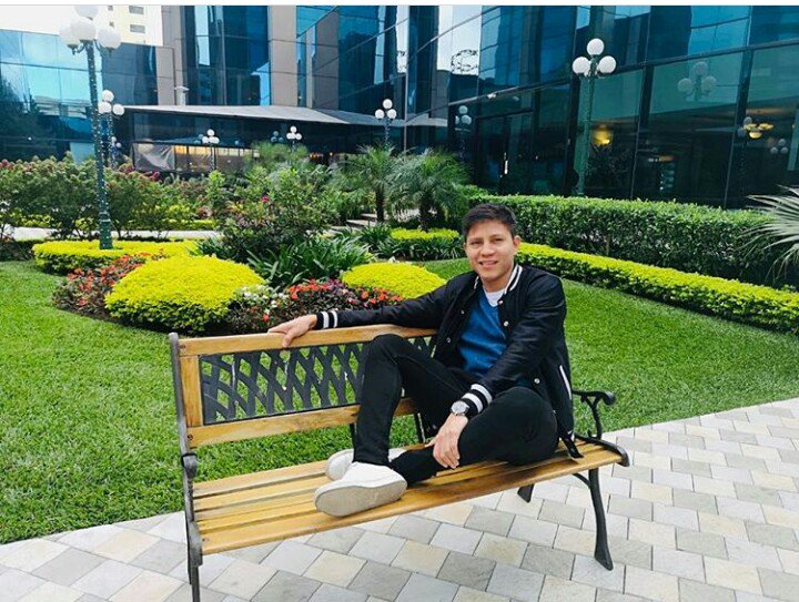 AlexisMusicFans's tweet photo. El dia dw mañana (29-11-2018) nuestro consentido @AlexisMusicMX estará en la Arena de la Ciudad de México junto a sus ex compañeros de @lacademiaazteca en firma de autógrafos 📝 

¡Asiste y apoya a nuestro Diamante Mapaneco! 

Recuerda: Arena de la Ciudad de México 7:00 p.m. https://t.co/pn9ImPYgqw
