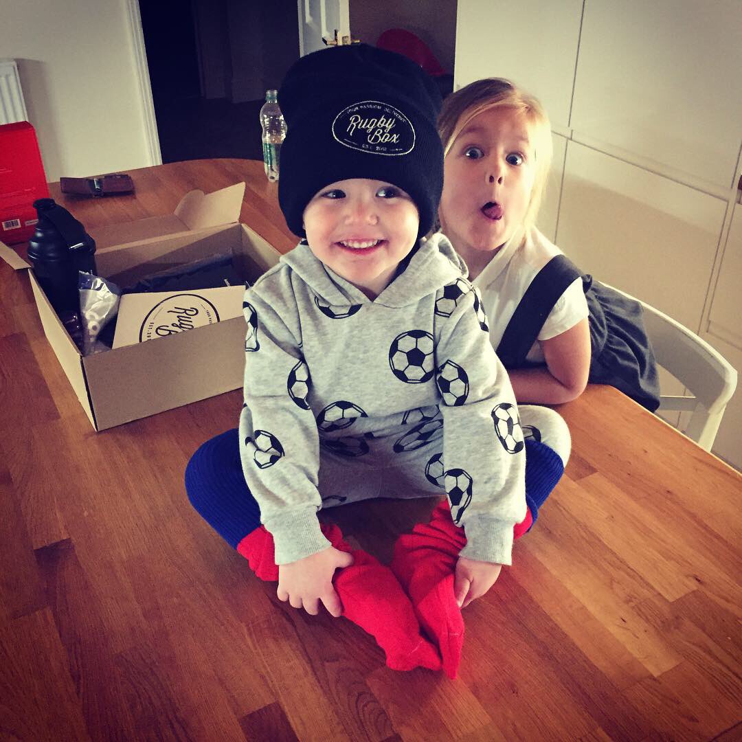 JordanCrane86's tweet photo. Me and Hunter are loving the @rugbybox2018 that came today. Some great gear in there. 🙌🏻 #rugbybox https://t.co/YUB4sDtU9z