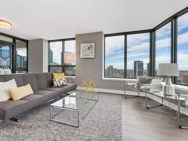 kendallbryanre's tweet photo. JUST SOLD
Congratulations to my client Shawn for closing on his first home this morning in River North!
Interested in learning about buying or selling? Call or text me:
312-282-6567
KBryan@jamesonsir.com
#KendallBryanRE #JustSold #RiverNorth #JamesonSothebys https://t.co/bWNVhPmESO