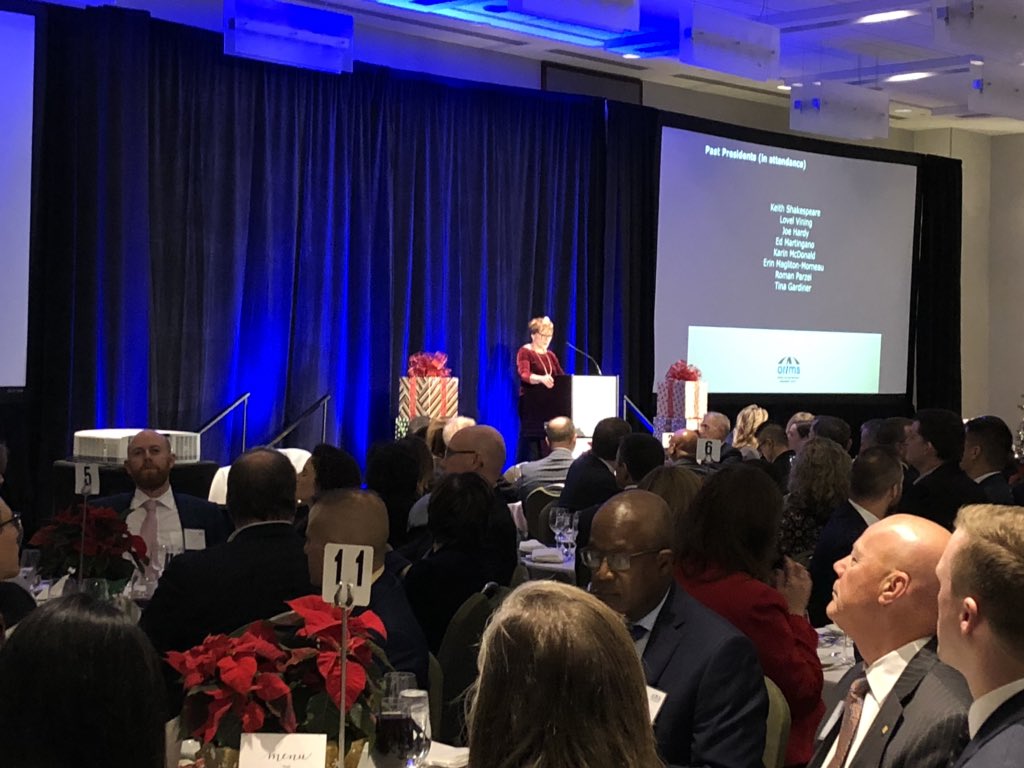 fantasticglor's tweet photo. ORIMS President #orimsxmas2018 https://t.co/g9pX20aaIg