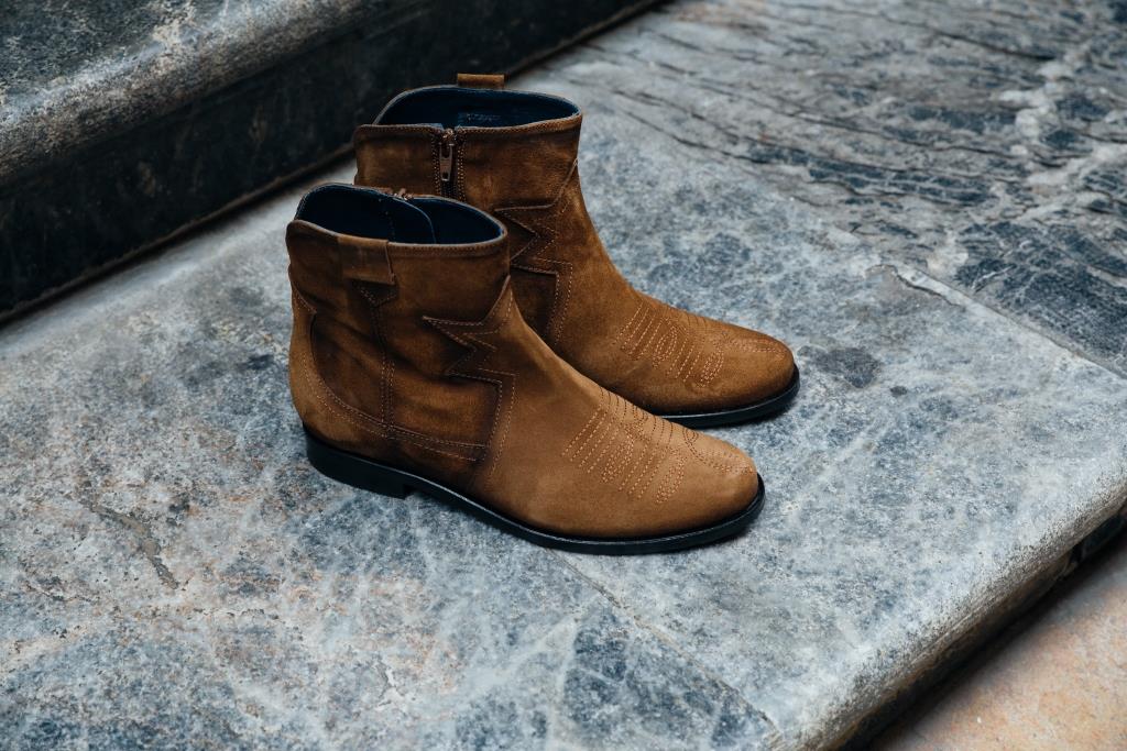 HumatShoes's tweet photo. ¡Ideales para estar cómoda todo el día y combinar con cualquier outfit!  Botines Alabama 😍❄️👠 https://t.co/W8EgkJjSxn