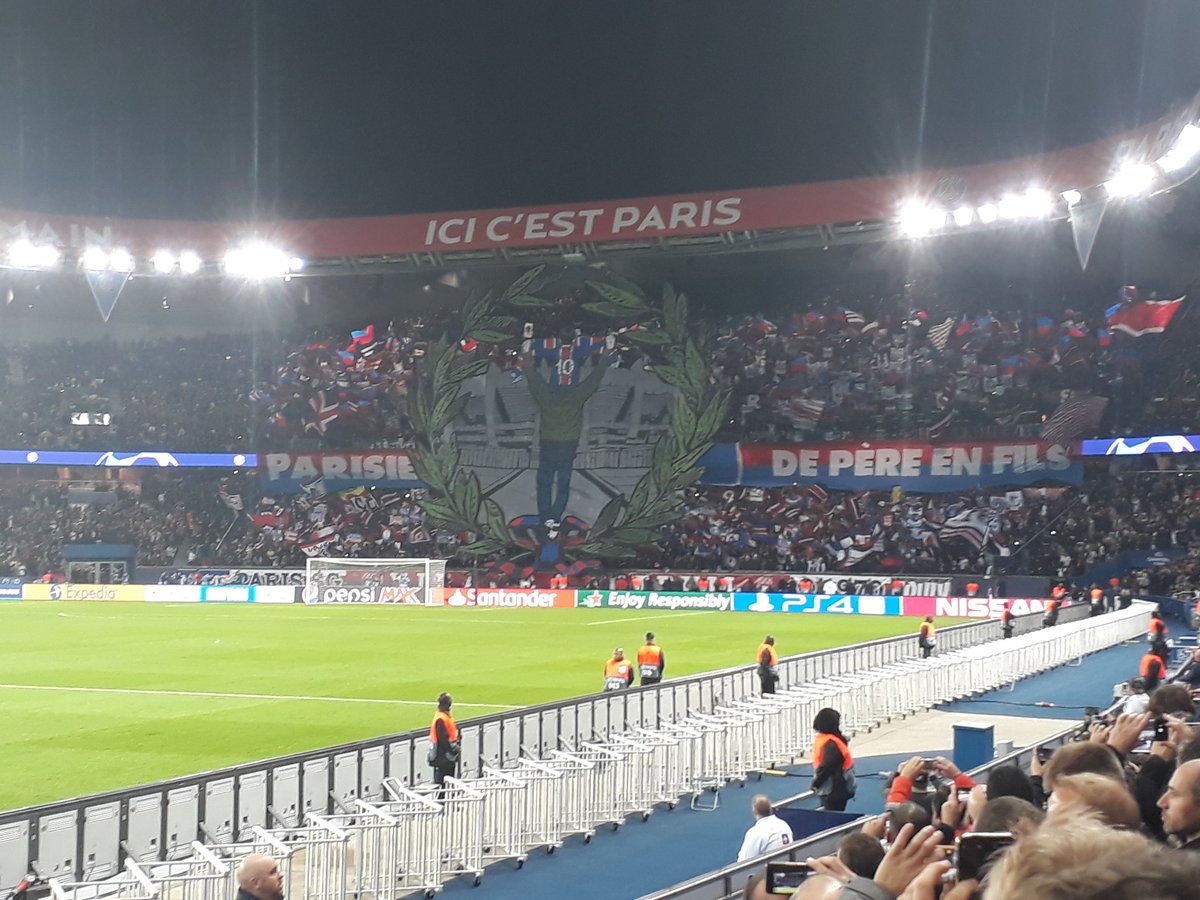 ParisFansfr's tweet image. Superbe !! #PSG #PSGNAP