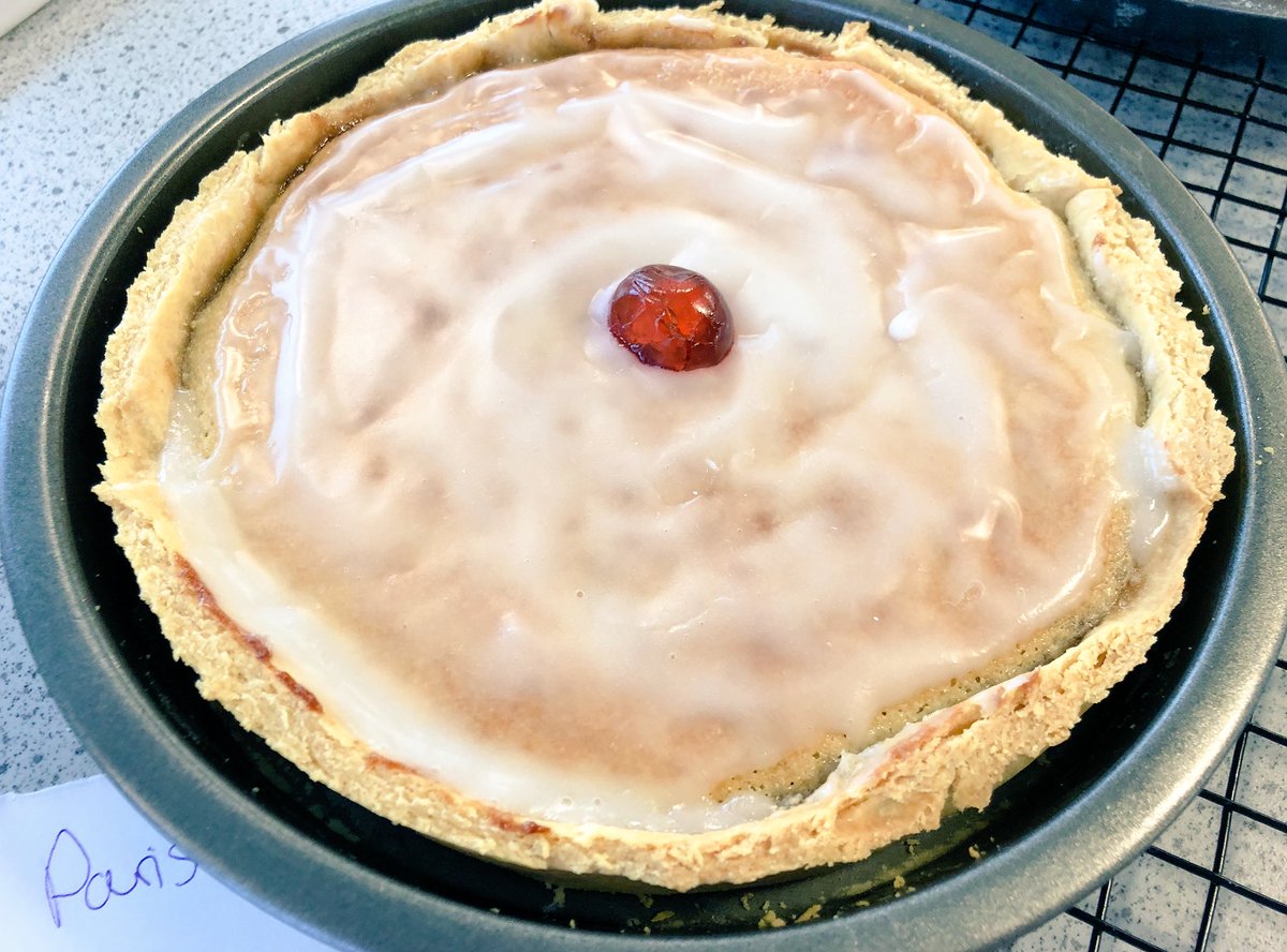 HomeEcDept's tweet photo. Some clever year 10 students have made Bakewell tarts! So yummy 😋 https://t.co/fpTihPSUGu