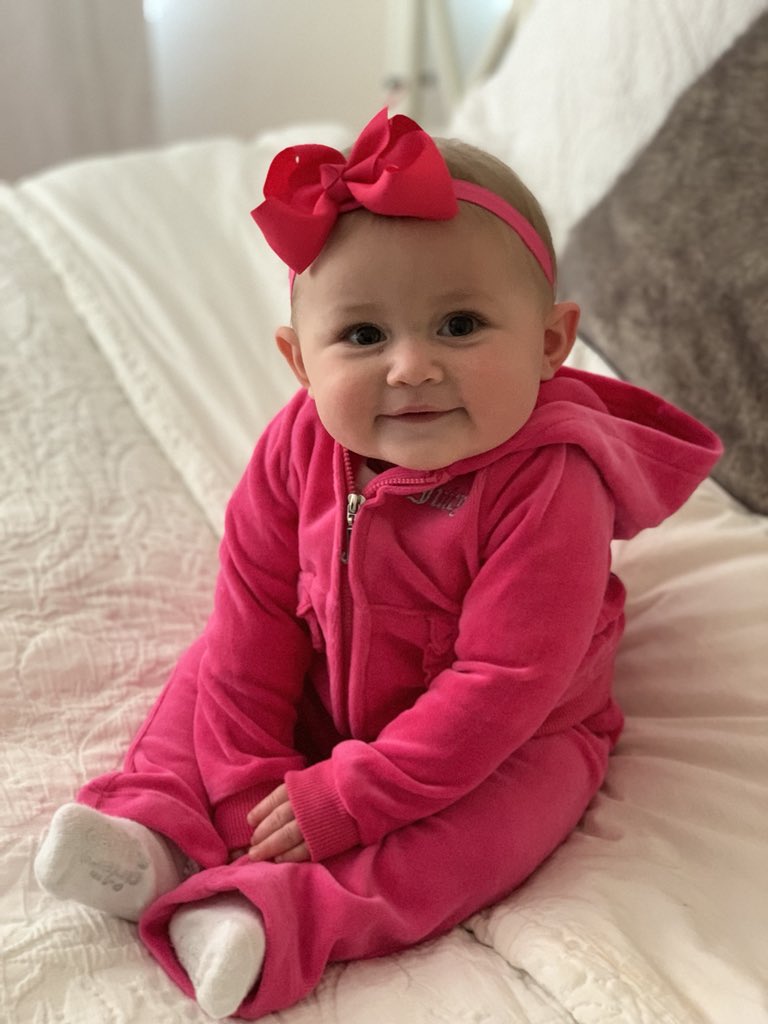 Angela Schach💁🏽 tweet media