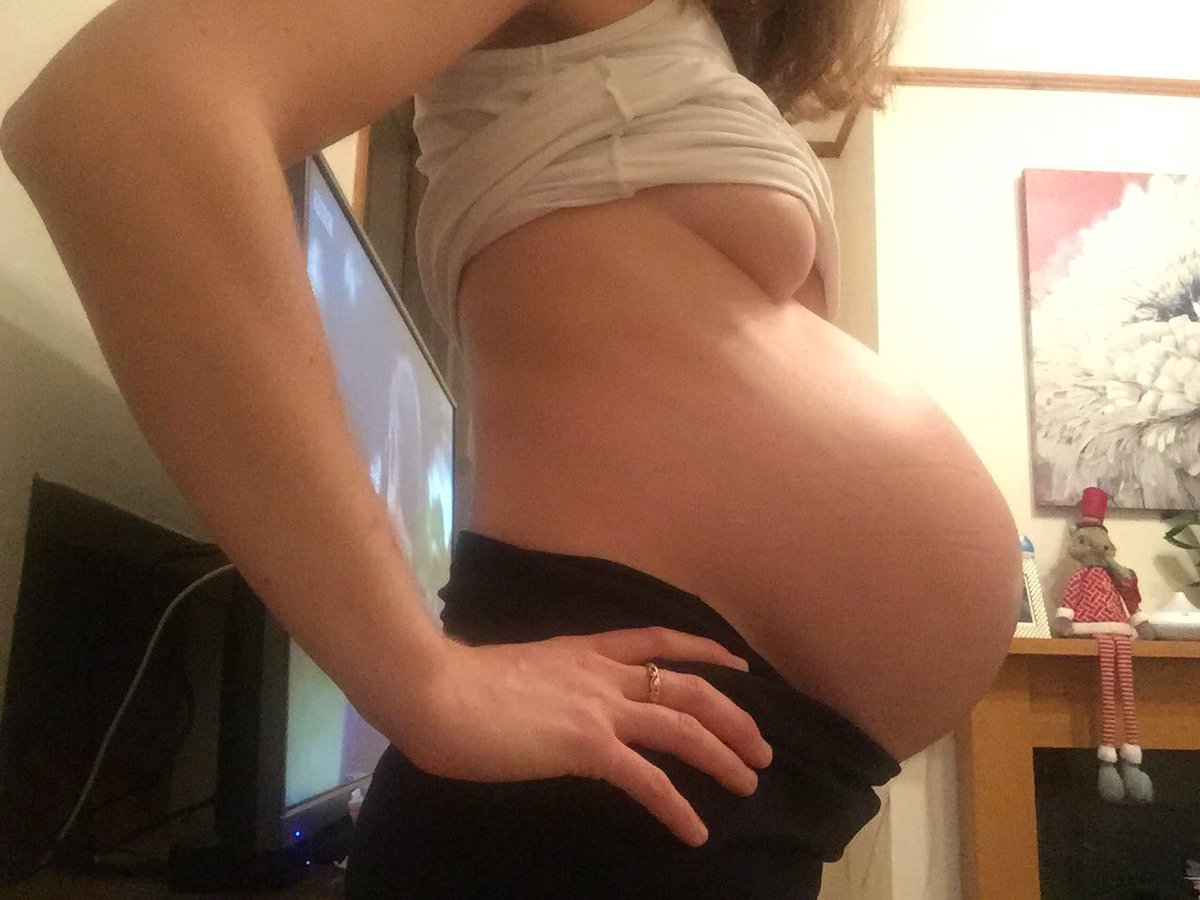 DampCatherine's tweet photo. How much bigger can I get?!

#pregnantfetish #preggofetish #pregnant #fetish #camgirl #custom #paypig #piggy #nudes https://t.co/xodFBJiu63