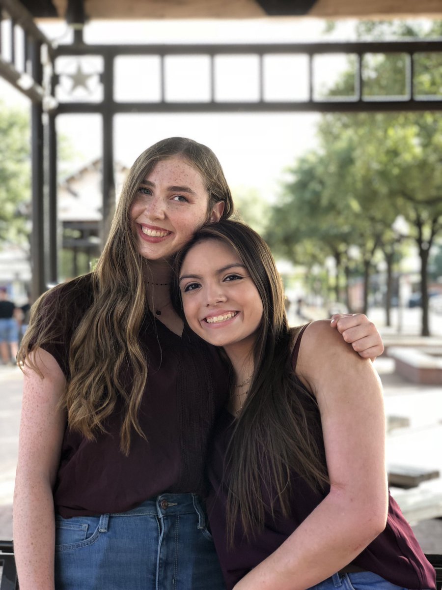 emilybaumm's tweet photo. the girl who loves chicken more than anyone i know is FINALLY an adult!!! hbd to the best gal i know 💓👯‍♀️🐓 https://t.co/uKCD27rA7L