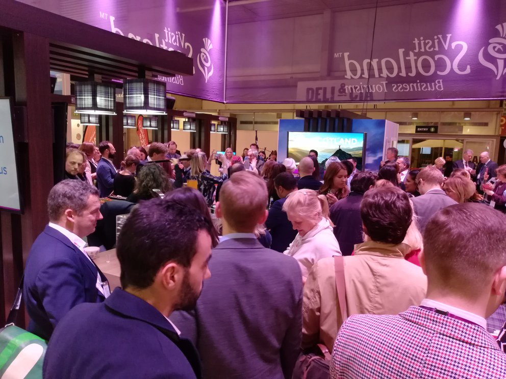 Eventit_show's tweet photo. 🏴󠁧󠁢󠁳󠁣󠁴󠁿 @VisitScotBTU showing #IBTMWorld how to party and why you should make #Scotland the next destination for your #event. 👏🏼

#IdeasBecomeLegend #ScotlandIsNow #Eventprofs #Meetingprofs #MeetScotland https://t.co/EISPpaNu9D