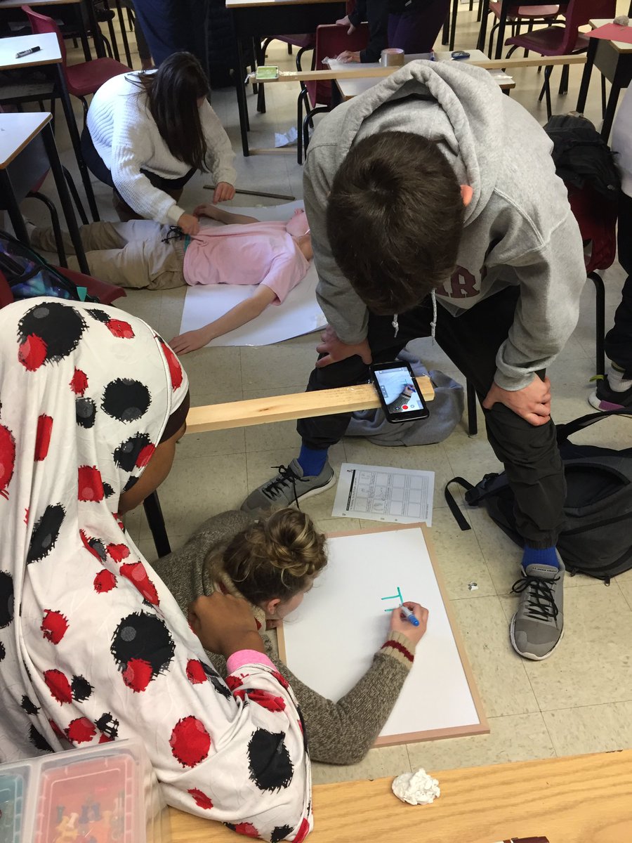 campbellsajh's tweet image. Bridging art and science as grade 8’s start developing their stop motion projects. Thank you Mary Ledger for spending some time with us here at @sajhnews. @HRCEFineArts #seewhatimlearning