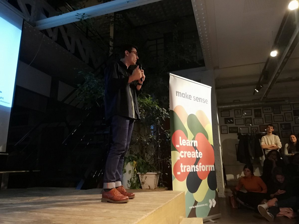 makesenseforE's tweet photo. "vendre 650 montres quand l'objectif minimal était de 100, ça s'est pas fait en un claquement de doigts !" @MontresRoutine #punchline #startup #sensenight #lancement @makesense https://t.co/1ufK1ZqTx7