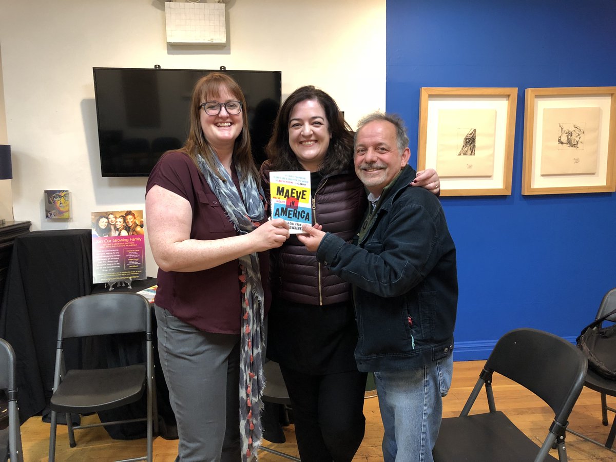 IrishArtsCenter's tweet photo. Thank you, @maevehiggins, for joining us last night to discuss the delightful and poignant essays in #MaeveinAmerica. Now good luck evicting the badger from your car! #IACBookClub #craicsnackspaperbacks https://t.co/0a5ENyXJGA