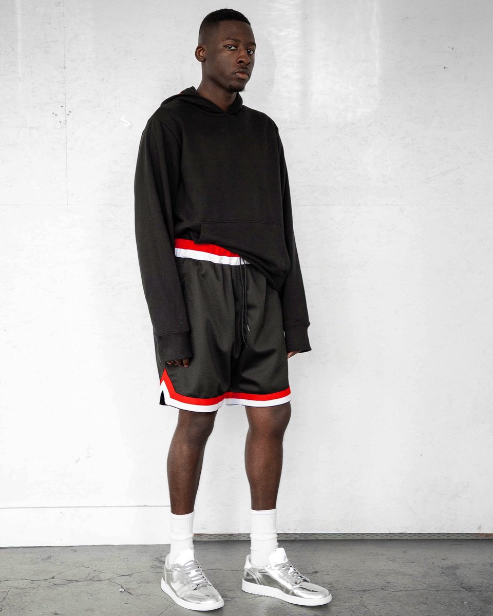 jaefields_'s tweet image. ⚡️the lightning kit ⚡️#trailblazers have one of the best color combo in the league yet no1 shows us the proper love. For #Portland by #pdx