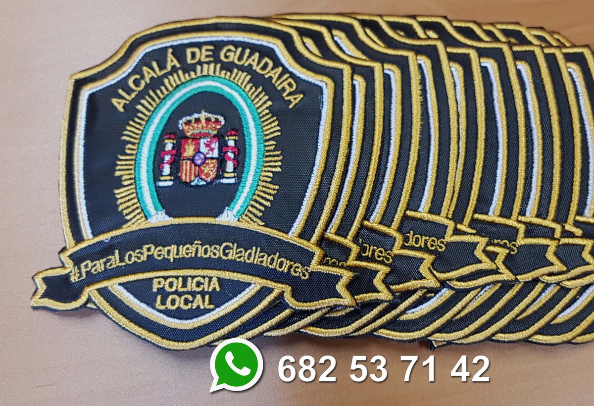 pl_alcala's tweet photo. ESCUDO SOLIDARIO
Campaña contra el cáncer infantil #ParaLosPequeñosGladiadores
Escudo de hombro Policía Local Alcalá de Guadaíra con adhesivo térmico.
Información  y pedidos por Whatsapp al número 682 53 71 42.
Colabora y RT, gracias. https://t.co/QlPmyGm3qo