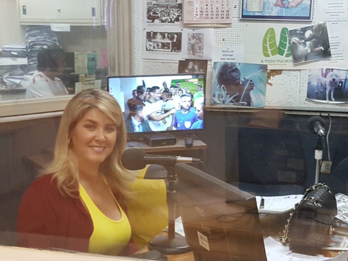Estamos en Ñanduti para acompañarte con la información del Momento #informacion #radio #radioñanduti #asuncion #paraguay #noticias