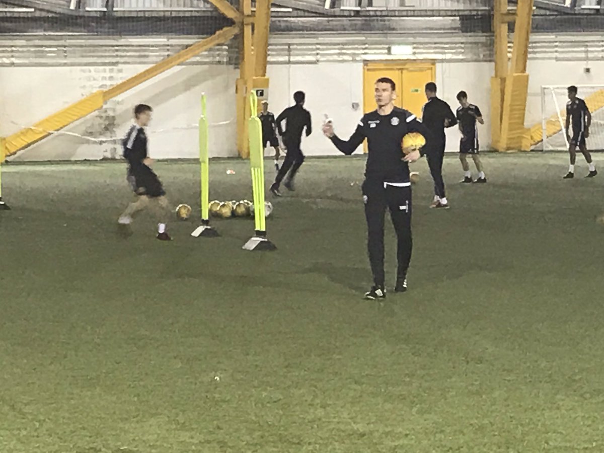 ScotFACentral's tweet image. CPD | Great turn out for our CPD event tonight with 80 coaches in attendance at Ravenscaig Sports Facility. Big thanks to @MotherwellFC and @StephenMc446 for delivering a session to his U18s, giving an insight into their Academy! 

@NLLFootballDev @nlleisure