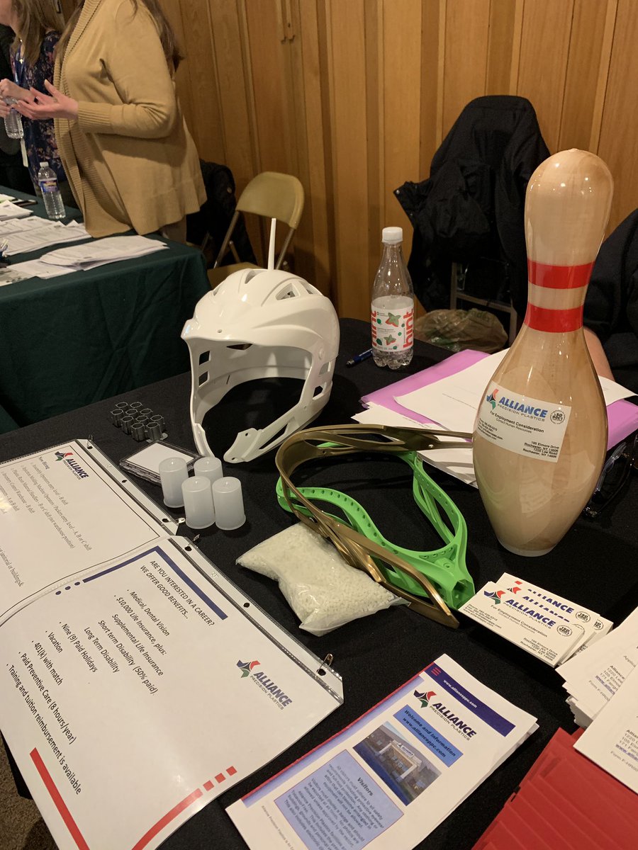 CherylDinolfo's tweet photo. An amazing company, Alliance Precision Plastics participated in today’s #RecuritingontheRoad Job Fair looking to hire 30 positions. With a 24/7 operation they are leading the way in plastics innovation and bringing #MoreJobs to Monroe County! https://t.co/qdnCvqcGLd