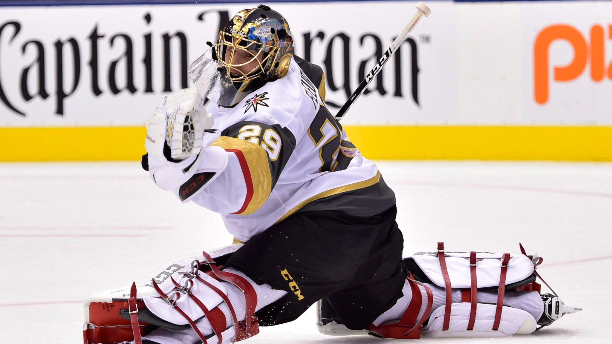 Happy 34th Birthday to Marc-Andre Fleury! His 417 career wins are the 10th-most in history. 
