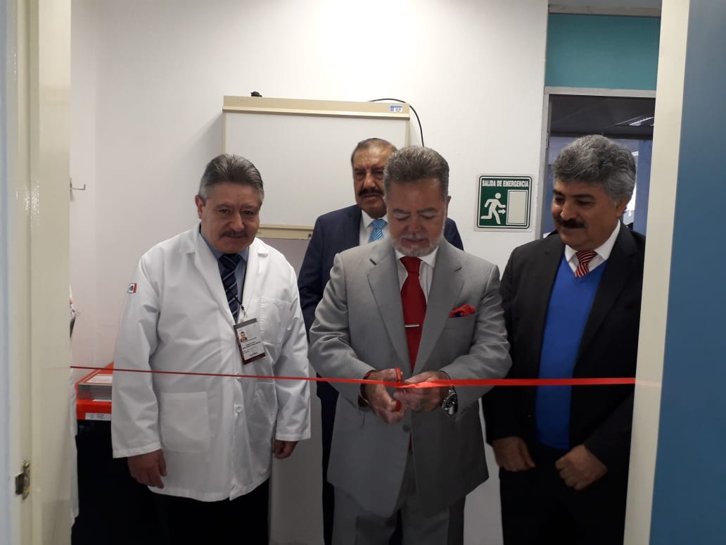 JoseMonroy2's tweet photo. REINAGURACIÓN DE LA SALA DE RAYOS X EN LA C.M.F. NARVARTE
#JoseMonroy #ISSSTE #DRZS https://t.co/cXKwtpG1c4