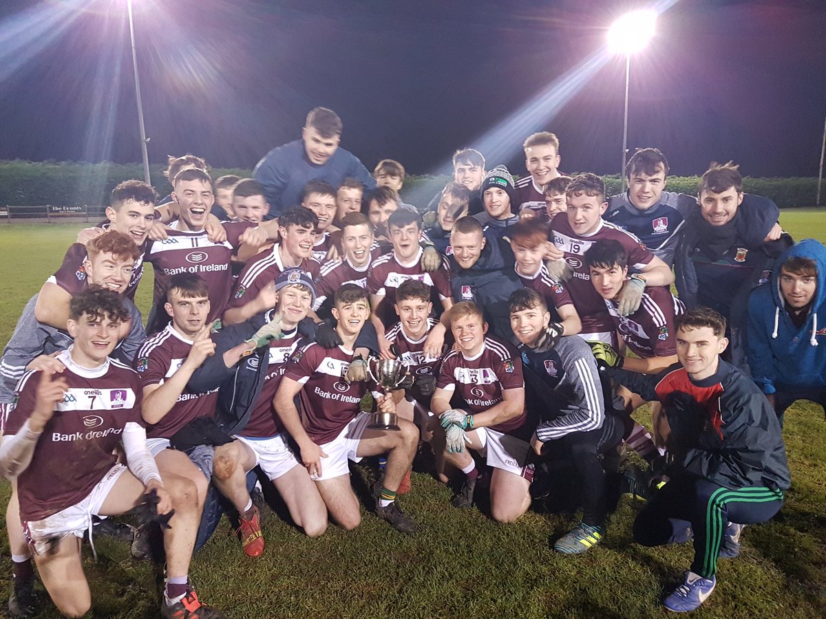 UNIGAL1's tweet photo. Div 3 league champions. @gbfmsports @ConnachtGAA @nuigalwaysport https://t.co/c242lb26bL