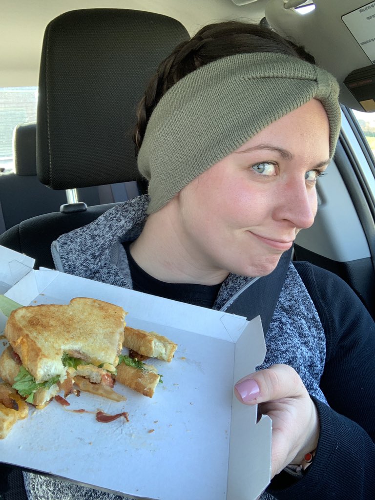 DiaaLauren's tweet image. #socialworkproblems