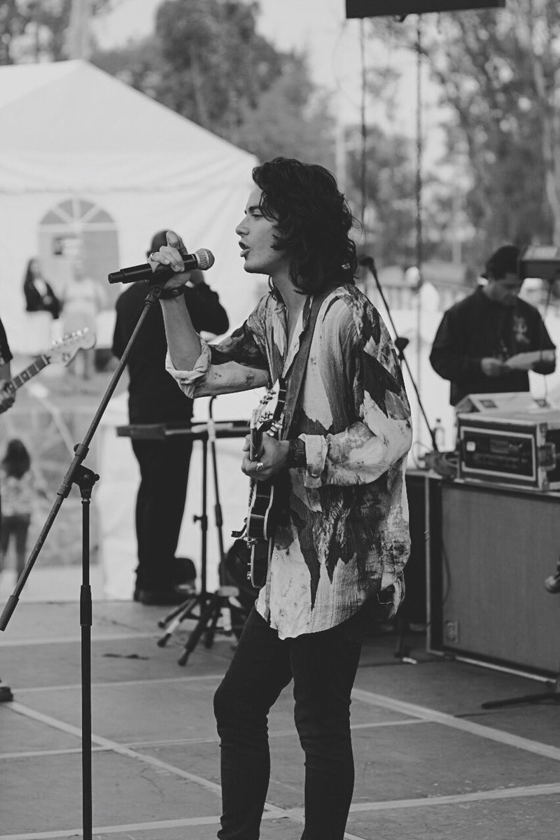 flytheband's tweet photo. https://t.co/JXq5gy5VHO