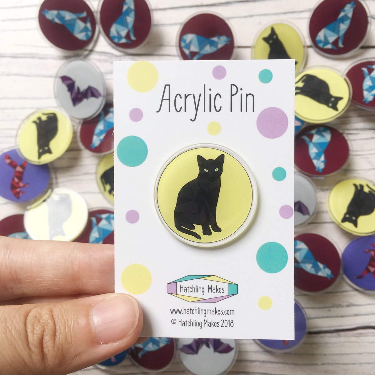 hatchlingmakes's tweet photo. I’m down to my last couple black cat pins! Perfect for any #cat lovers this Christmas! https://t.co/TLiYQUG7UO #handmadehour #londonlocalteam https://t.co/RfGMWSJpbo