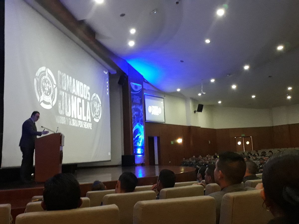 PosgradosPonal's tweet photo. #AEstaHora iniciamos el relanzamiento del documental “Comandos Jungla” en @PosgradosPonal con la @USergioArboleda #ConstrucciónDeMemoria https://t.co/YZBeEpcx3F