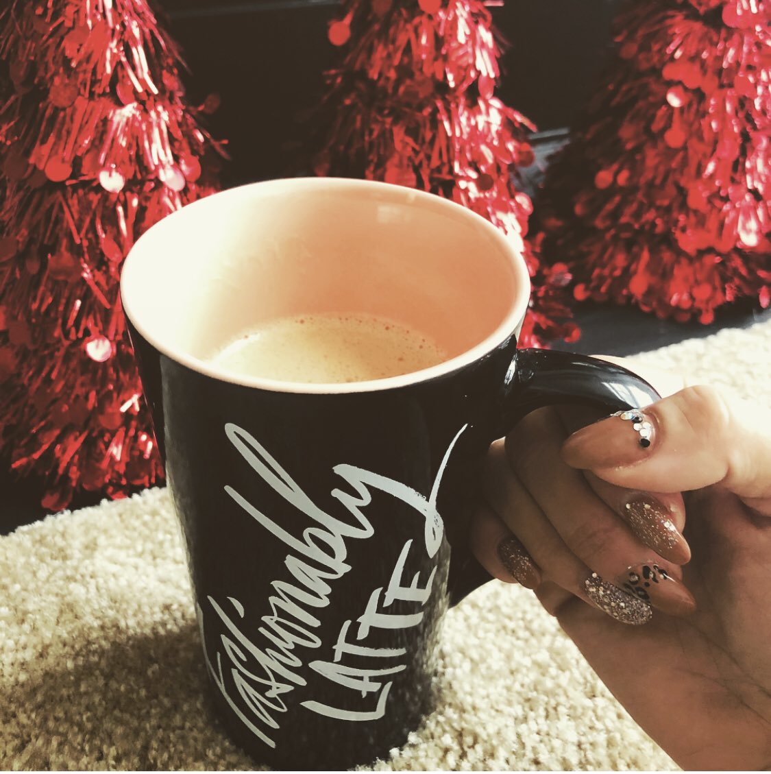 ab4Econsulting's tweet photo. Coffee ☕️ in one hand confidence 💁🏼in other ♥️#slaytheday even though I may be #fashinablylattee I am worth the wait LOL 👠#bulletproof #coffee during this miracle #holidayseason #2blessed2bestressed #entrepeneur #bossbabe #ownboss #ladyboss #liveforthemoment #limitless https://t.co/rR4vPwJ61v