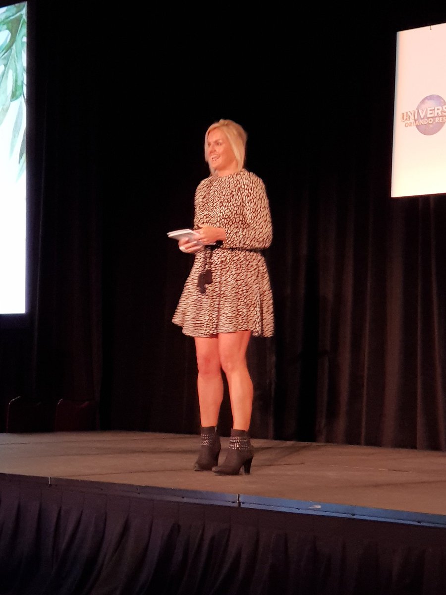 i_travel4u's tweet photo. Fantastic Guest Speakers, Erin Brokovich, Simon Cox and Katy Hill giving us great motivational and empowering advice! 
#TGTGConf18 #25YearsOfGlobal https://t.co/cPXB2EGIO1