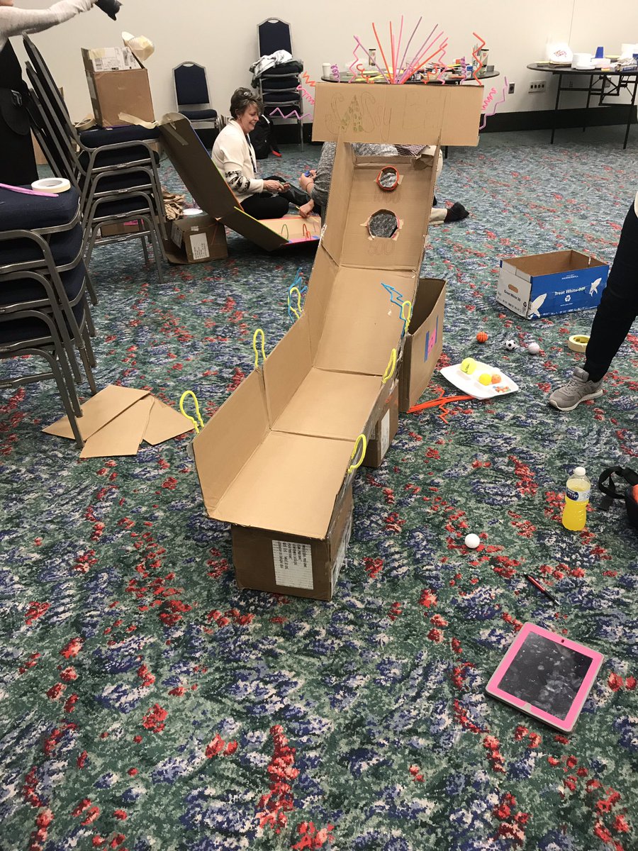 MrsBrummettGT's tweet image. Cardboard Challenge at TAGT! #giftED18 #csisd #ourWHY