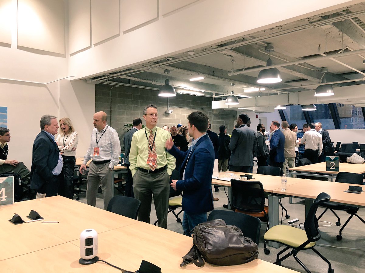 HartfordInsHub's tweet photo. As our #SelectionDays2018 deliberation happens, we’re having a celebratory afternoon with professional head shots & beer tasting! https://t.co/M8LKRllI3O