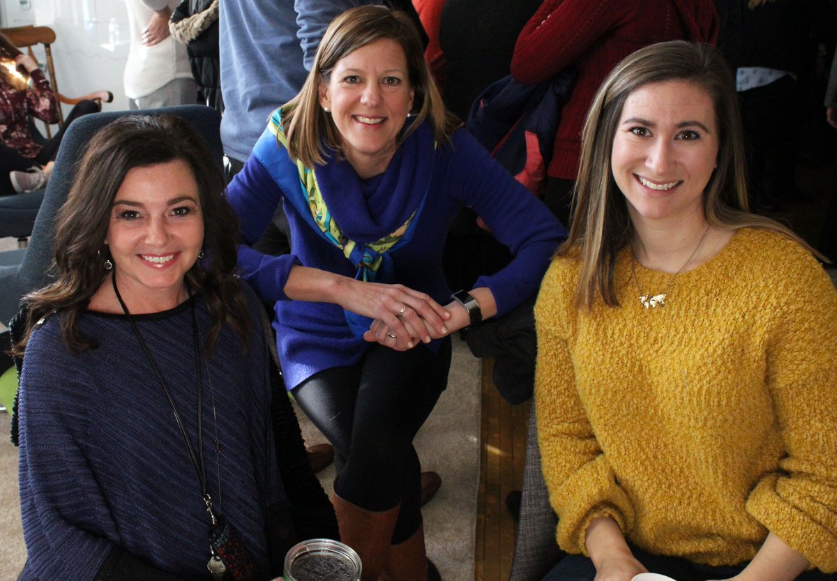 Thanks to Leadership Green Bay Team 3, the @GGBChamber &amp; our many community partners &amp; sponsors for the new Mindfulness Room at <a href="/GBWashingtonMS/">GB Washington Middle</a>. The room offers students the opportunity to calm down, clear their minds, reset &amp; return to class for a successful day of learning.