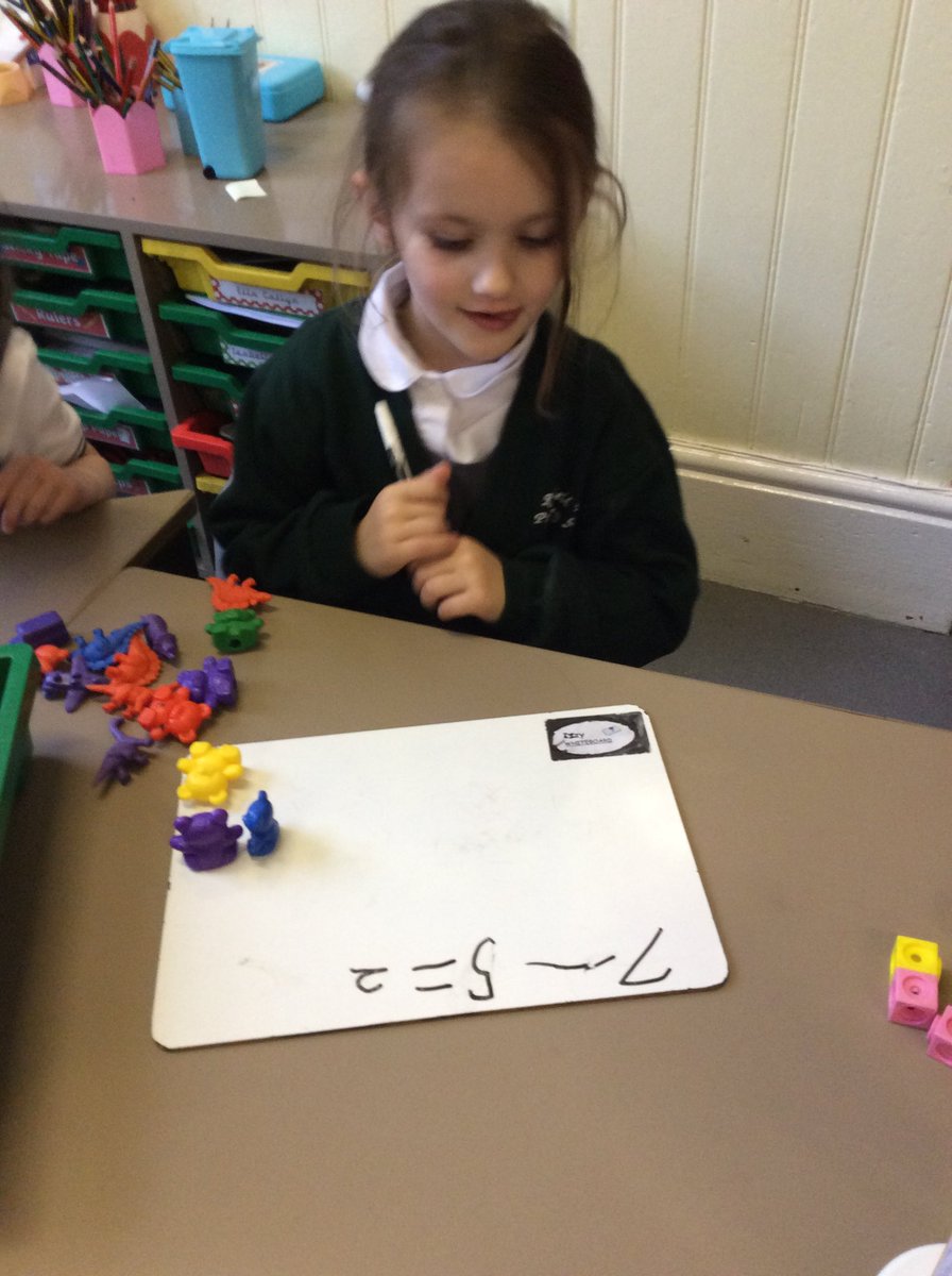 HazelClass_RE's tweet image. Today we had lots of subtraction stations in the class to help us work out our number sentences! Here’s some of us in action 🧮