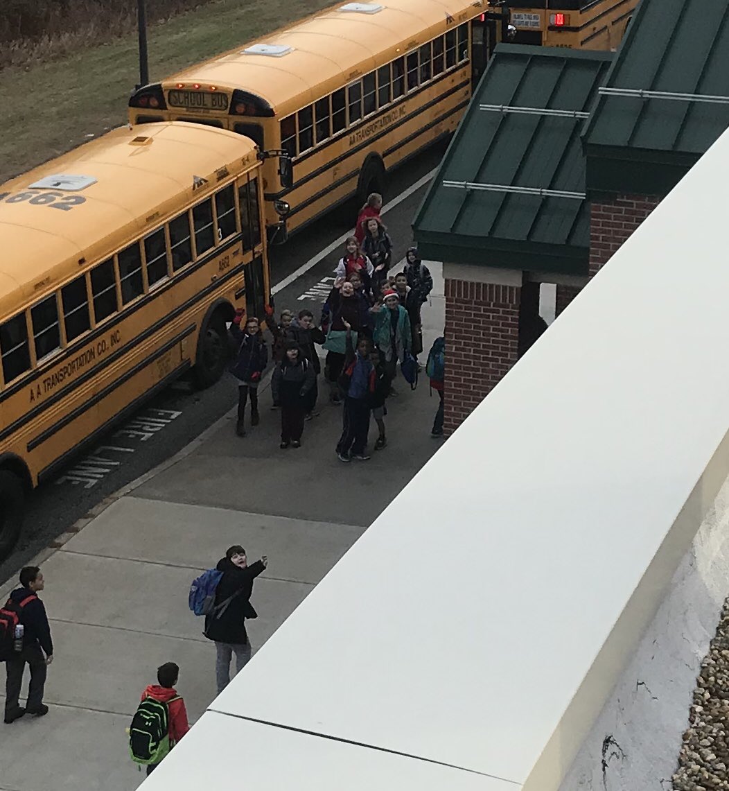 PrinJopal's tweet image. Always remember - laughter and learning make great partners! #kidsdeserveit #momsasprincipals