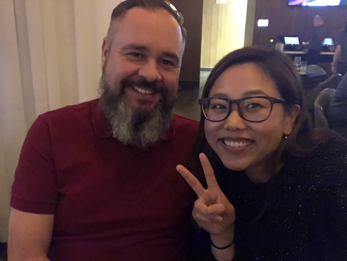 AhyoungAn's tweet photo. No dinner at #GartnerAPPS is complete without a selfie with the integration god and celeb, @KeithG_Gartner! See you again in 2 weeks? 😂 https://t.co/aCNiv545XO