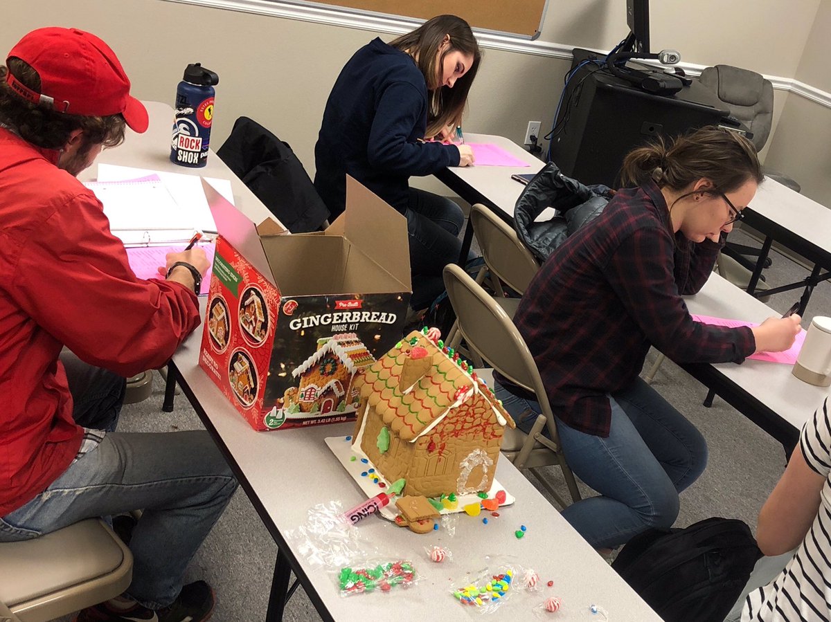 amimig's tweet photo. ED330 student putting micro-teaching opportunities to good use building gingerbread houses #CorbanED #Lifeofteachers https://t.co/CgP6XLkKYw