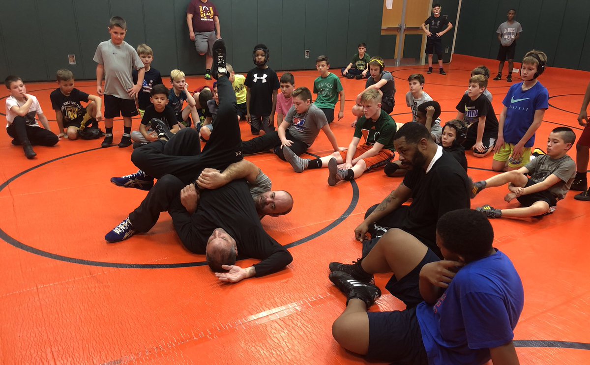 _forcewrestling's tweet photo. Some good work tonight on the mats by our #forceelite wrestlers. #ikwf #wrestling https://t.co/Na9CiVXsVB