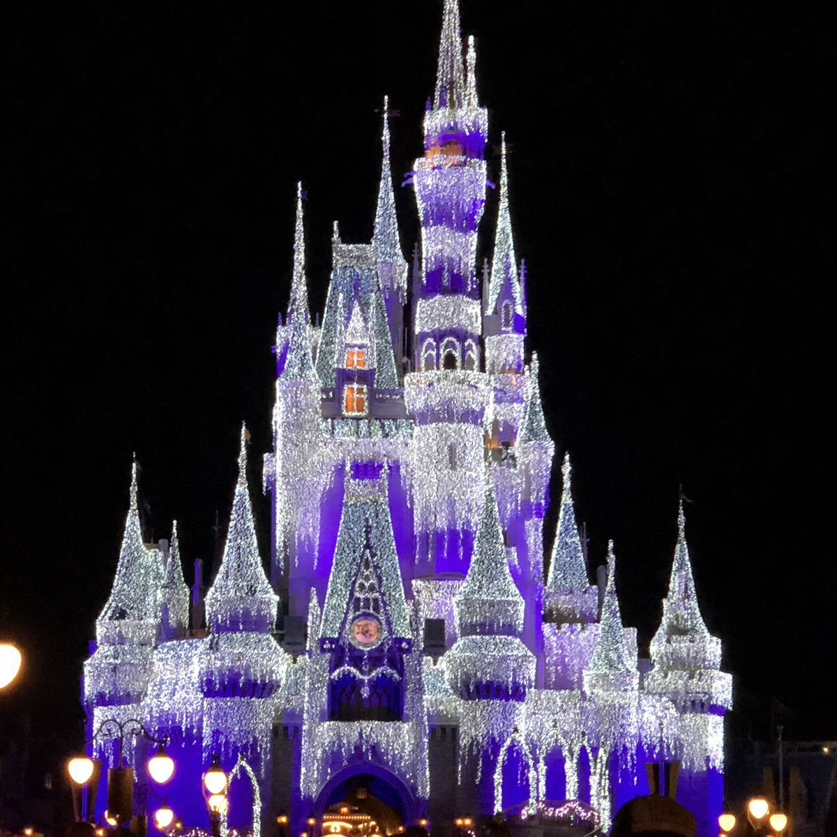 Alex_M_Krause's tweet photo. @Parkeology For all my fellow Disney lovers... beautiful... #parkeologychallenge https://t.co/Nri8FOitbN