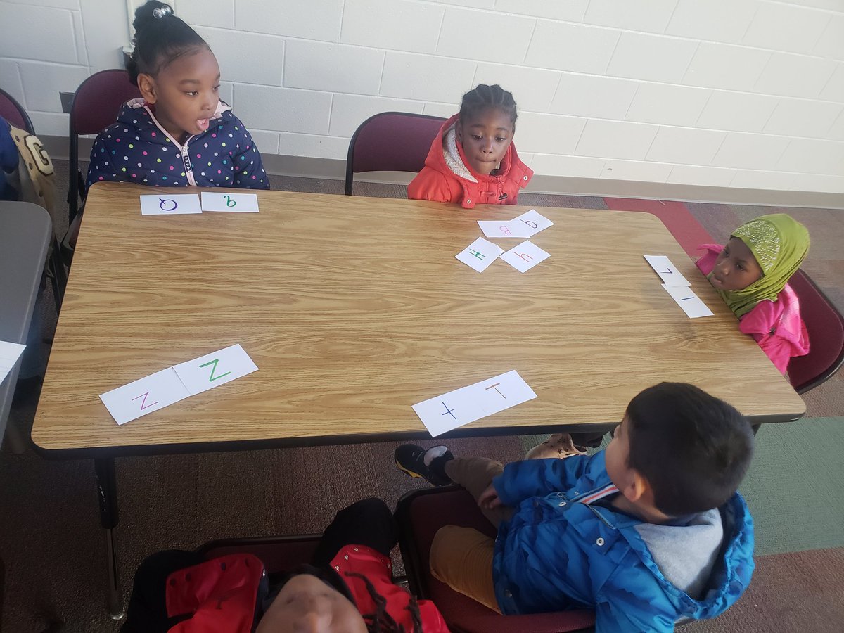 Ms_Sumpter2U's tweet image. We can match upper and lowercase letters!! #alphabetknowledge @APSKimberly @aps_OEL @samb_dennis