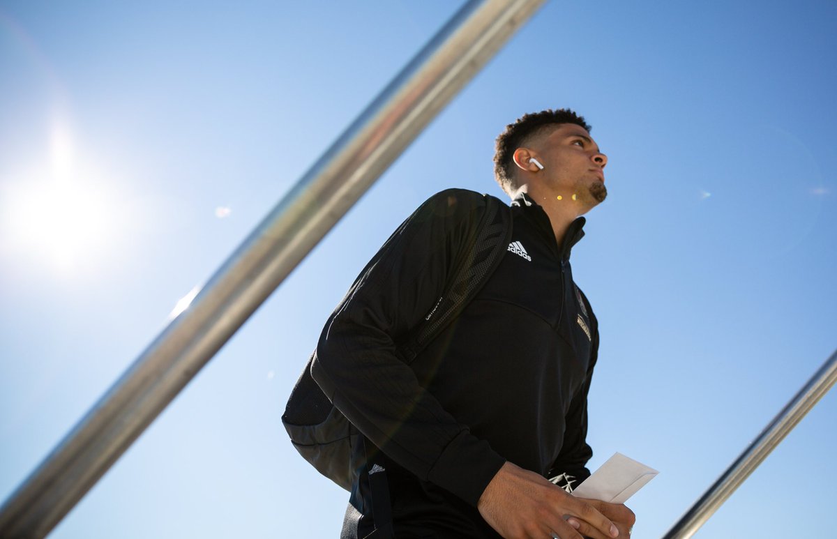 Strictly business with a job to finish.

#UniteAndConquer