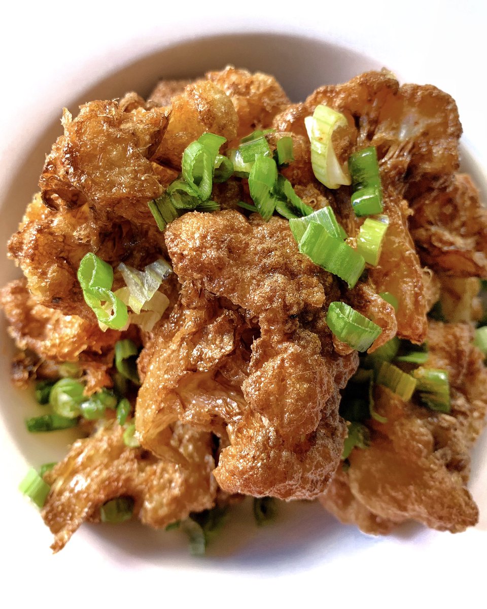 Hump day snacks: Fried Cauliflower Bites with chipotle maple glaze &amp; green onions. 👅