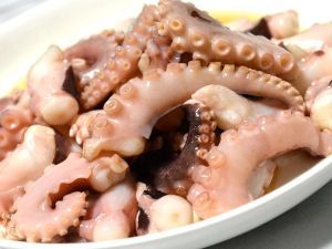 業務スーパーのたこ 冷凍で大容量カット済み アレンジレシピも紹介 お食事ウェブマガジン グルメノート