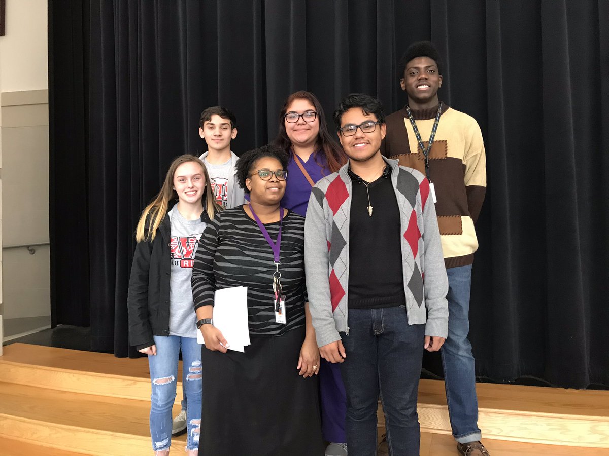 TylerLegacyAVID's tweet photo. AVID recruiting for 2019! @tylerisdAVID @mooretylerisd @ThreeLakesTISD https://t.co/BHXQCLEUYh