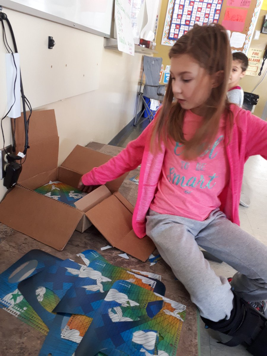eco_pcb's tweet photo. Eco club is working away each day turning all these mishap agenda covers into ornaments for our foyer tree! #reduce #reuse @PC_dolphins https://t.co/7RopdnL8GK