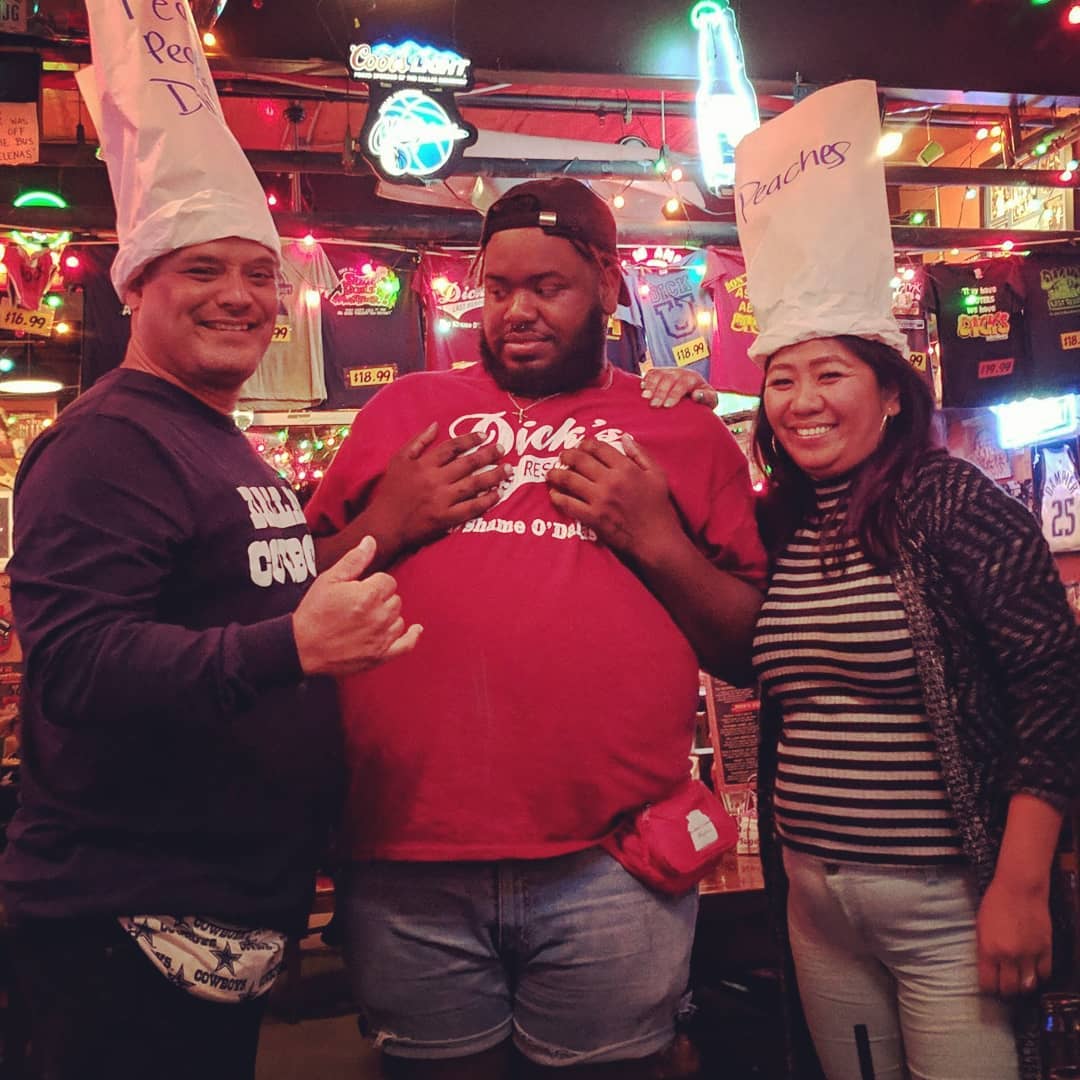 DicksDallas's tweet photo. "Hey, will you take a picture with me?" - Dick's style.
#dickspic #DicksDallas #dickslastresort #dickslastresortdallas #eatdicks https://t.co/kZfe2jIL2s