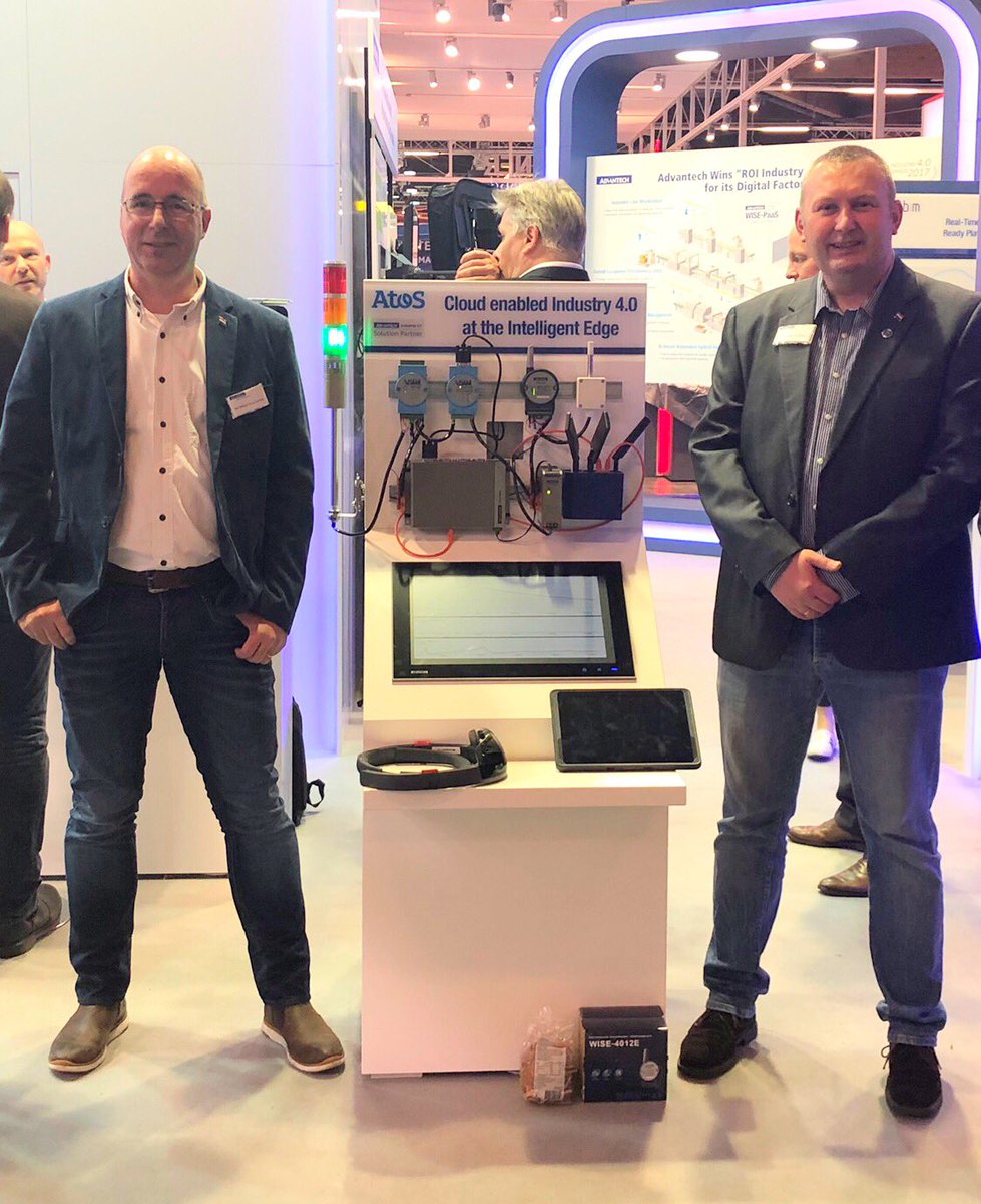 ajeta_singhal's tweet photo. Our partners doing demo of their products using Azure Stream Analytics @svelde @alnamic_AG #sps_live . Come by Hall 5 to see ASA in action! https://t.co/9ItrqRZwpH