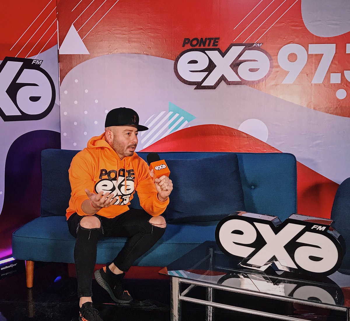 Kanoacosta's tweet photo. Ya estamos transmitiendo desde el #Exafest360 desde el DOMO CARE.
Sigue todo lo que sucede por @exafm973 https://t.co/W46uBFlbIa