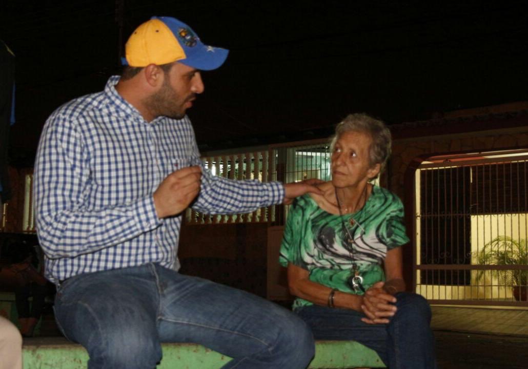 EliaCabello1's tweet photo. Somos testigos de la esperanza, y tenemos que decirles a todos nuestros hermanos que nuestra patria no está sola  y se acerca el amanecer. 
#Maturín #Monagas #Venezuela https://t.co/W47XyEszjx