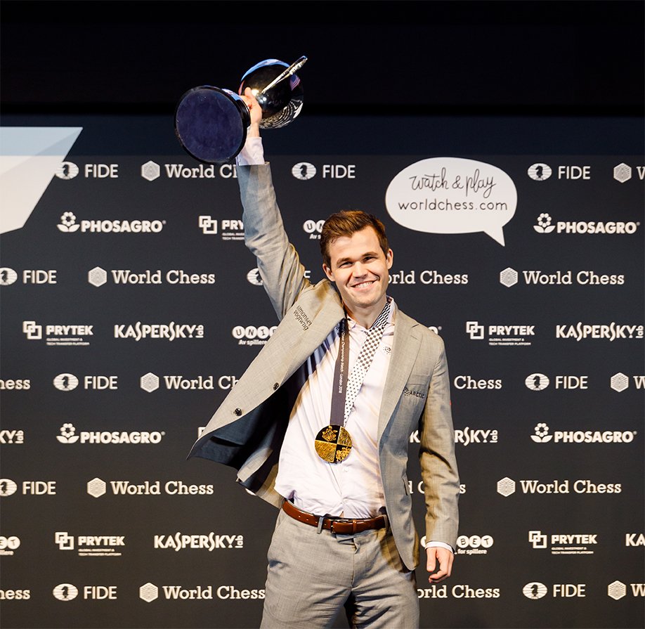 theworldchess's tweet photo. This is how the tie-breaks of the #CarlsenCaruana2018 went down: https://t.co/Ro0Pqmlo0M https://t.co/zVO9pJDExn