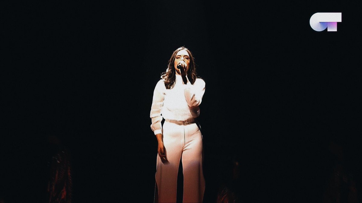 RT si salvar Sabela

MG si salvar Marta

#OT18gala10